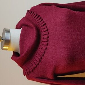 Millma Bolivia 100% Baby Alpaca Handloomed Burgundy Sweater XS-S